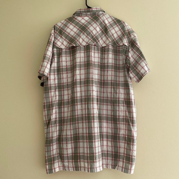 Plaid Cabela's Button Up - Picture 5 of 8